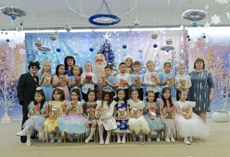 Новогодняя сказка. Новогодняя сказка.